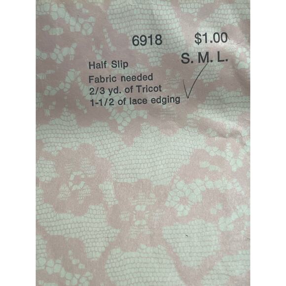 Delores of At. Paul Pattern Womens half slip 1960s size S M L - Picture 2 of 3